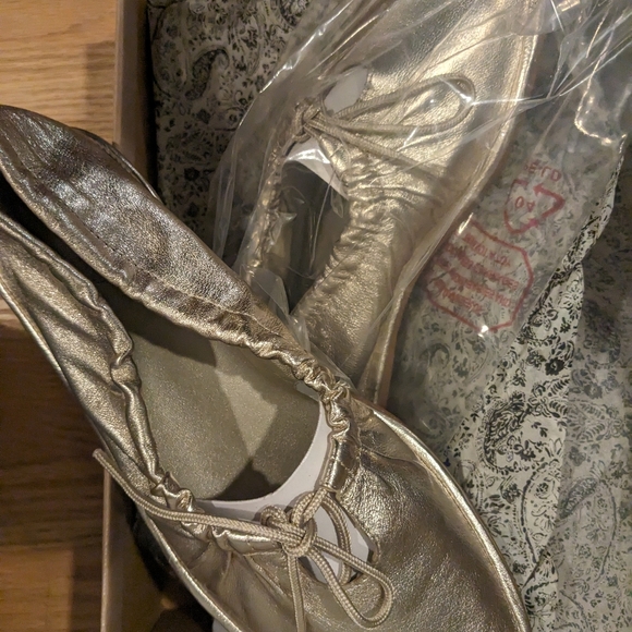 Pilcro Bow Tie Ballet Flat Size 9 - Picture 6 of 6